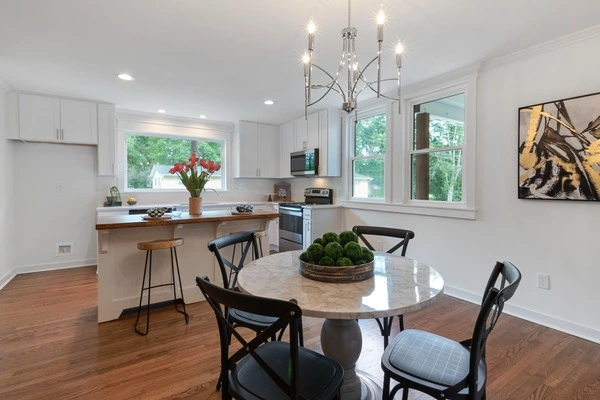 Modern Designed Kitchen